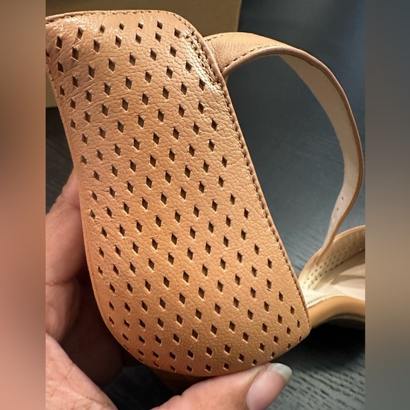 Franco Sarto Pointed Heels Ankle Strap laser cut in Salmon Ashlyn - Picture 5 of 5